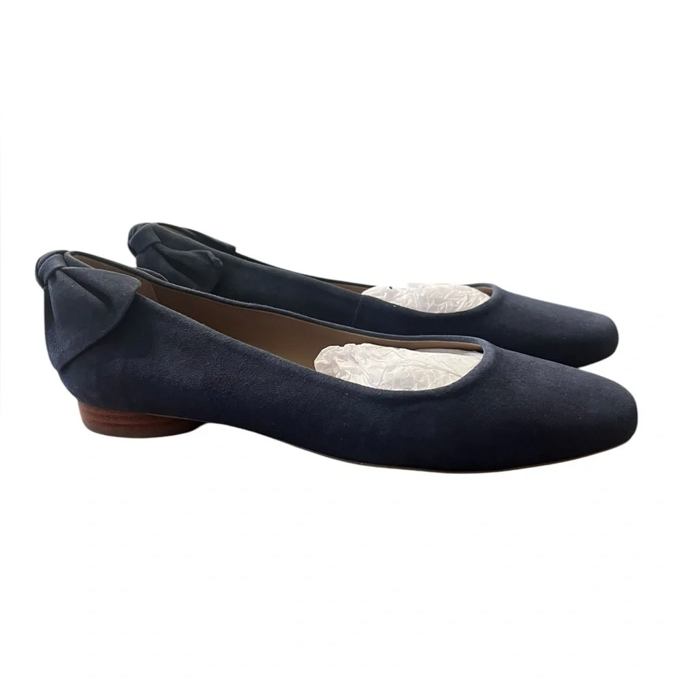 NWOB Bernardo Women’s Eloise Bow Accent Navy Flats in size 8 - Picture 7 of 10
